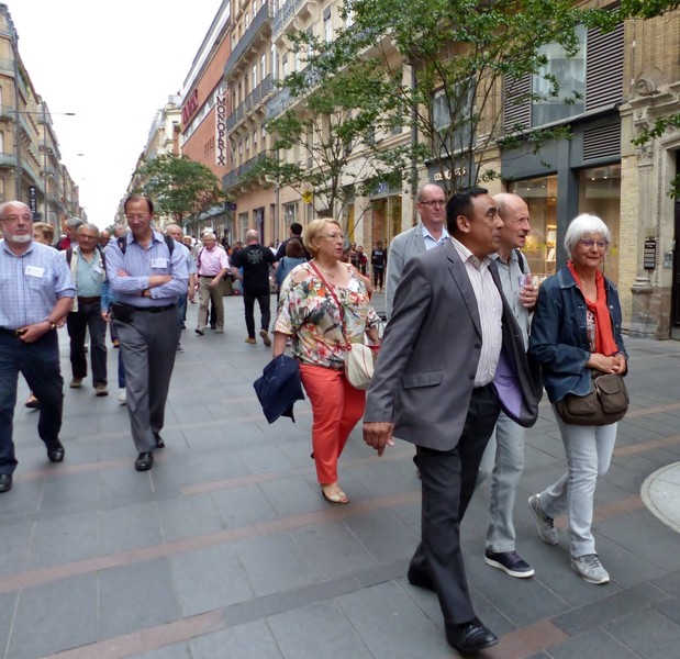 03_P1120855 (Clement).jpg - Déplacement vers la place du Capitole...